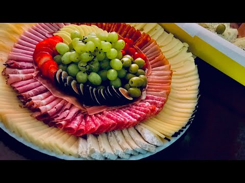 Cómo Preparar Una Tabla De Quesos y Carnes Frías Para Navidad