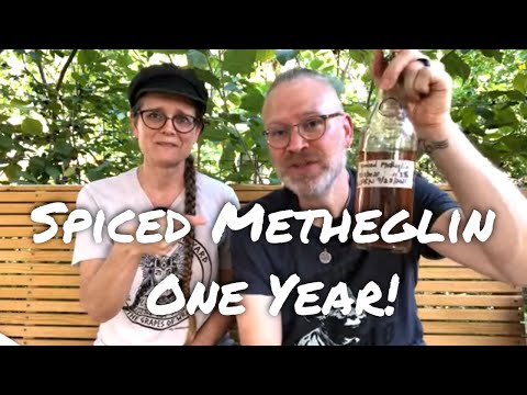 Spiced Metheglin One Year Tasting - Best or Worst Mead Ever?