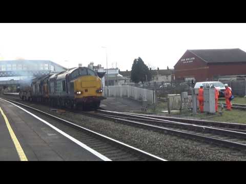 37259 and 37610 departs Bridgwater with 6M63 on 22nd February 2017