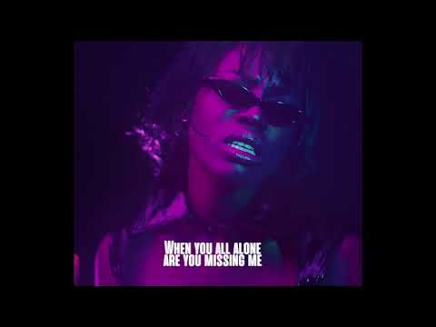 5QUAD MIA lyric Video