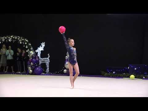 Шулик Поліна 2007 м'яч