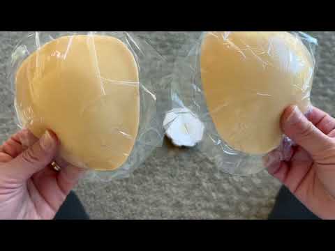 Do These Sticky Bra Inserts Actually Add Cleavage? My Ultra Push-Up Adhesive Pads Review