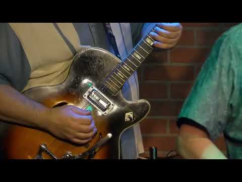 22-11-10 Big Pete Pearson - Something on Your Mind