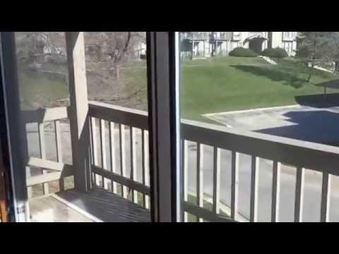 Awesome 2 Bedroom Apartment in South Kansas City! (KC326c)