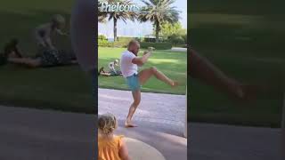 Download lagu Conor McGregor Doing Shadow Boxing While On Vacation In Thailand #ConorMcGregor mp3