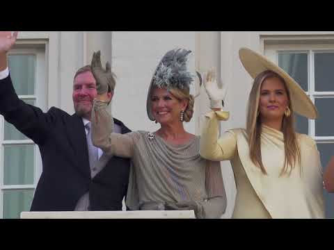 Prinzessin Arianes Debüt: Die jüngste Tochter des Königs tritt ins Rampenlicht