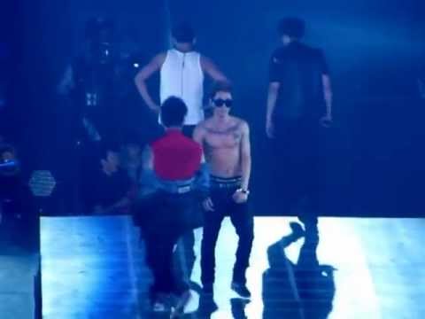 130323 슈퍼주니어 Super Junior SS5 Rockstar Eunhyuk & Donghae shirtless!