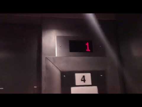 Wonderful Otis Bottom Drive Traction Elevators @ Wyndham Hotel Cleveland Airport West Park Ohio