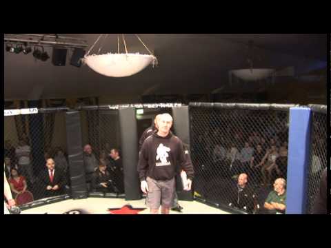 Amateur Cage Battle 1 - Harry Cain vs Josh Kay [MMA]