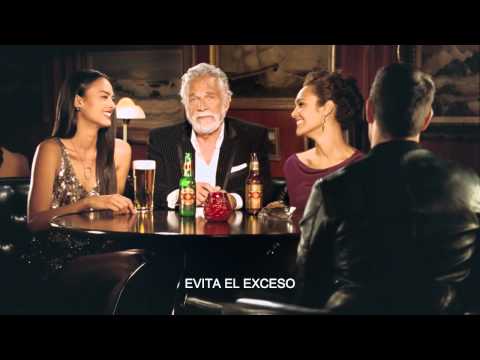 Dos Equis: El Hombre Más Interesante del Mundo siendo interesantísimo