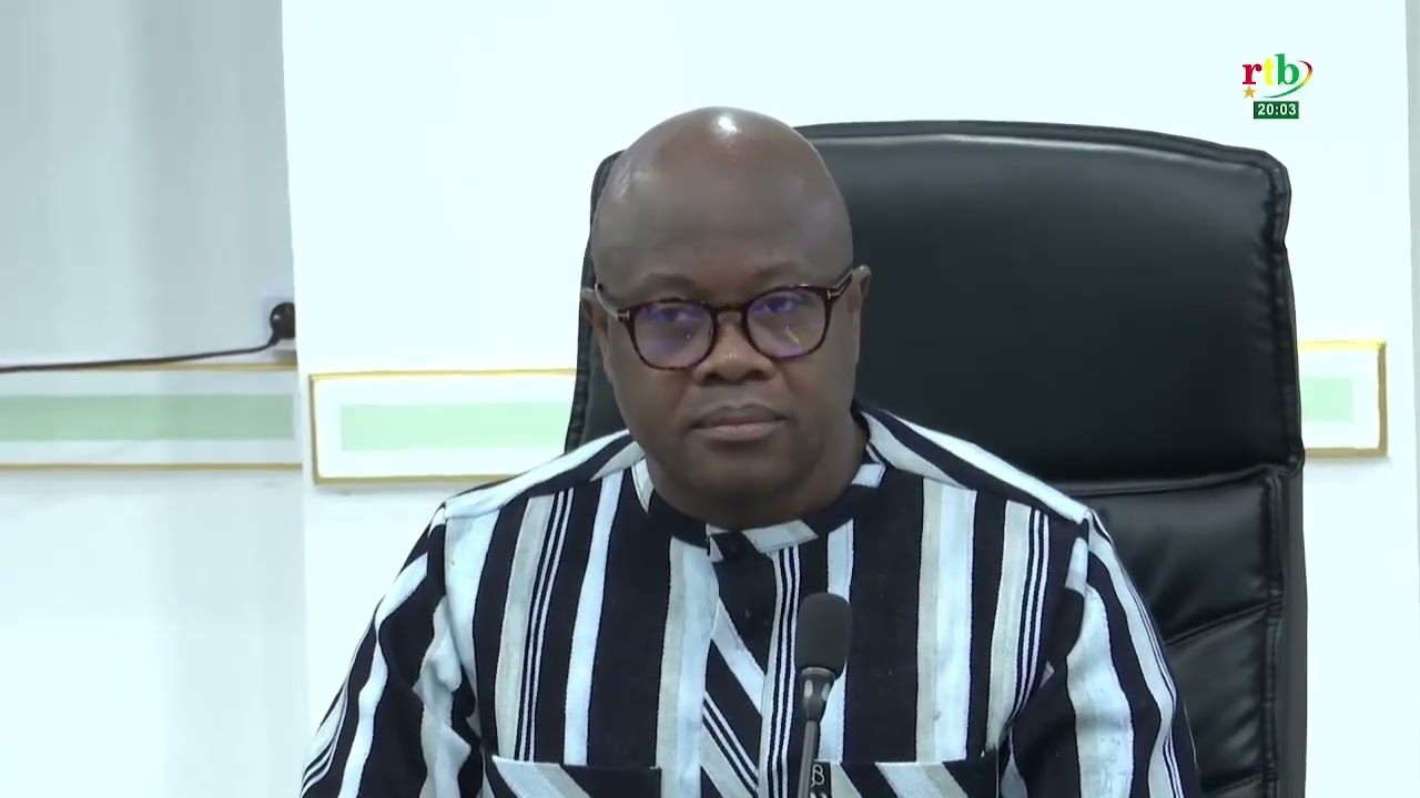 Conseil des ministres : adoption d’une carte d’identité biométrique AES