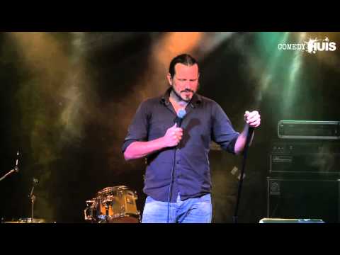 Stand-Up Comedy on Drugs: Jeroen Pater onder invloed van 2cb bij Drugs Comedy Night 2
