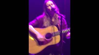 Leighton Meester- Good For One Thing (Live)