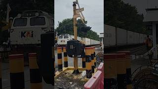 Download lagu Waw Ternyata Kereta Api Barangnya Panjang Banget #keretaapi #keretabarang mp3 Download lagu Waw Ternyata Kereta Api Barangnya Panjang Banget #keretaapi #keretabarang mp3