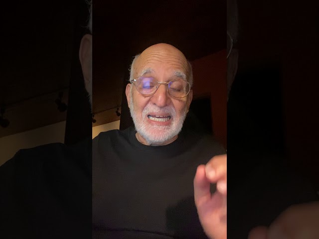 Vídeo relacionado con Reflejos en el ojo de un hombre (Ensayo)