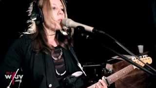 Lyla Foy - "Honeymoon" (Live at WFUV)