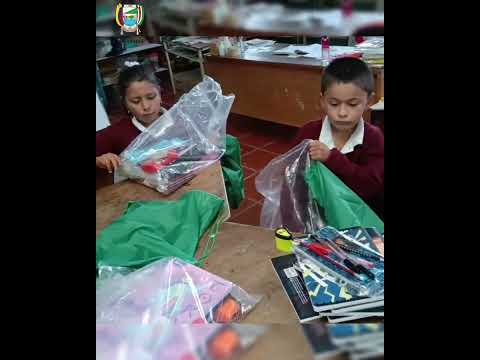 ENTREGA DE UTILES ESCOLARES MUNICIPIO DE ALMEIDA