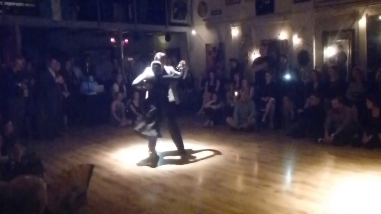 Geraldine Rojas & Ezequiel Paludi in La Diosa Atenas 1-4-2017    1/6