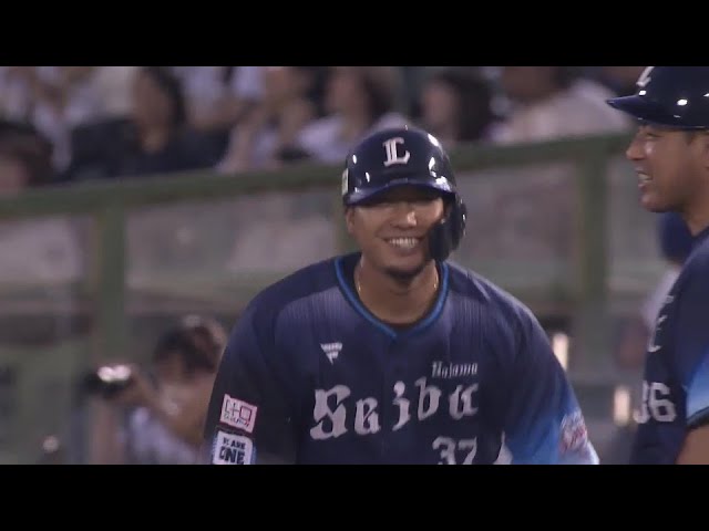 【2回表】スタメン起用に応える一打!! ライオンズ・柘植世那 レフト前へのタイムリーで先制!!  2024年9月3日 オリックス・バファローズ 対 埼玉西武ライオンズ