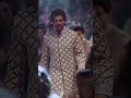 SRK Entry Iffa Award Show Badsah Song Srk Srk On Fire Stk Epic Style Walk Srk Attitude Status