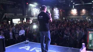 Teams introduction before The Grand Final @ SLTV 7