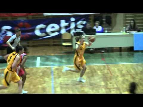 kosarka.si: Poteza večera Nike Barič na tekmi ŽKK Celje - ŽKK Gospić (19.02. 2011)