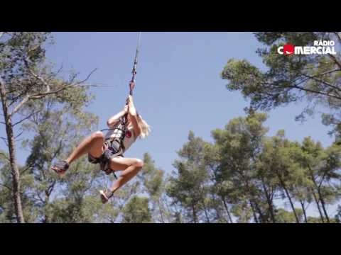 A Equipa da Comercial 'voa' para dar força a Portugal