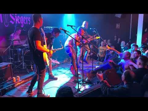 Brutal Siegers - Navajas In The Night (Area De Combate / Blitz) @ Estraperlo (Badalona), 22/04/2023