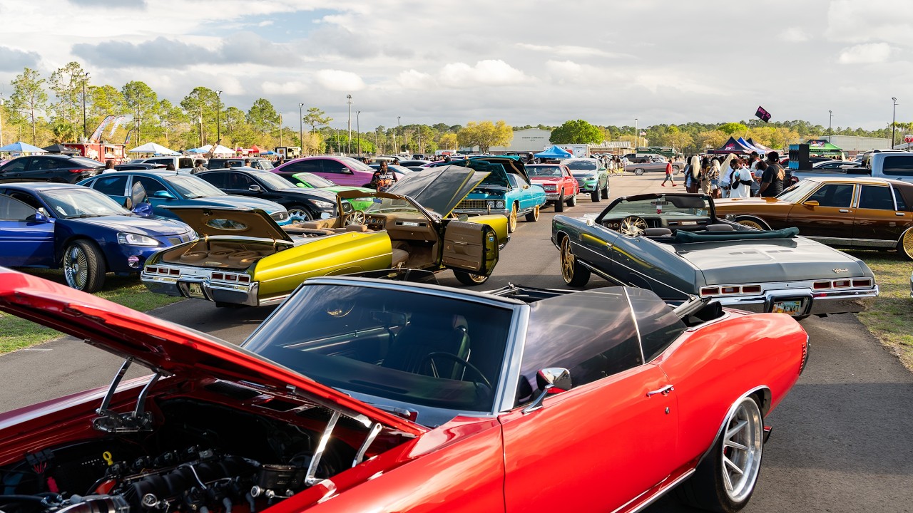 I WENT TO BIG DADDY DAY CAR SHOW DELAND , FL BIG RIMS | DONKS | CUSTOM CARS