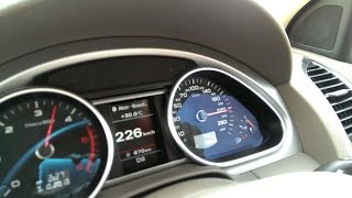 preview picture of video 'Audi q7 3.0 Tdi, 230 Kmph!'