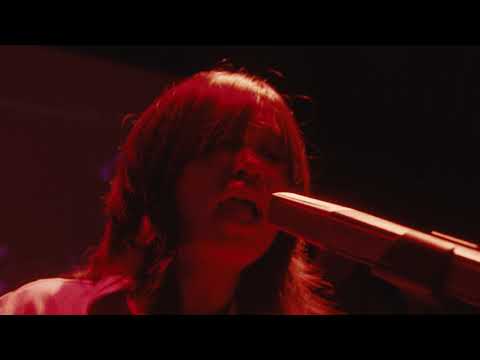 Hana Vu - Public Storage (Live Performance)