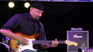 ULTRA OCTAVER UO300 3-Mode Octaver Effects Pedal