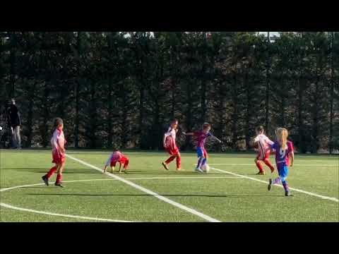 FC Barcelona (La Masia) u8 highlight - spectacular goal by 7 year old