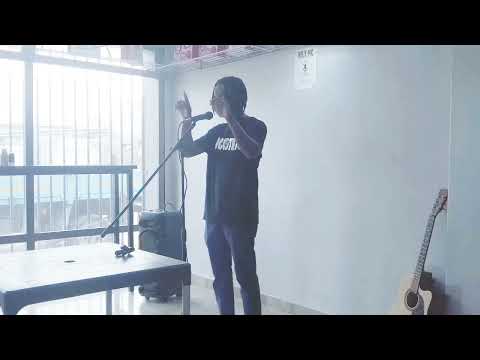 Iconic performing at HMPJ