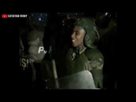 Bunga Dan Tembok - Wiji Thukul x Fajar Merah x Cholil (Cover) | Live Cover Session