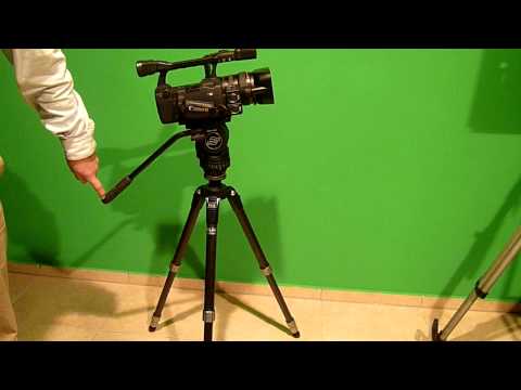 Cine DSLR Kopf von Sachtler mit FLM Kohlefaser Stativ-Kombination. sy9001