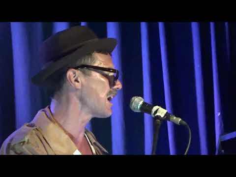 Lorenzo Kruger - Il Calabrone (inedito, live)