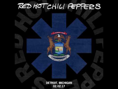Red Hot Chili Peppers - Incredible Intro Jam + Can't Stop - 02 Feb, 2017 - Detroit