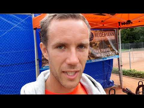 Aliaksandr Bulitski (Weißrussland) explains how a running session can look like.