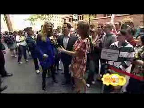 Delta Goodrem LIVE "The Morning Show"