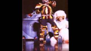 Cats Mix Growltigers last stand (including a mix of the ballad of billy maccaw)