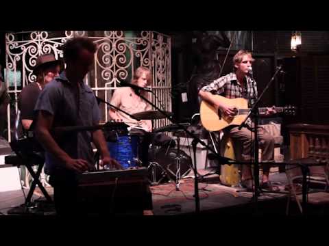 Chimney Choir - Sweet Rose / Meet Me in the Middle - Live