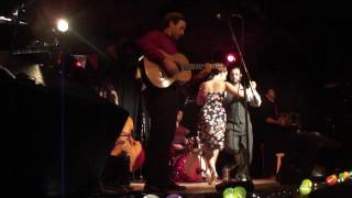 Natalia Puccioni & Facundo Barrionuevo con Amores Tangos