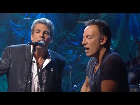 Under the Boardwalk - Jimmy Fallon, Steven Tyler, Billy Joel and Bruce Springsteen (Live 2012)