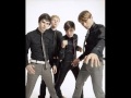 Franz Ferdinand Womanizer (Lyrics) 