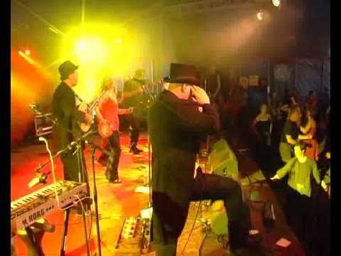 Max Pashm Band - The Tongue live at Folkwoods 2009