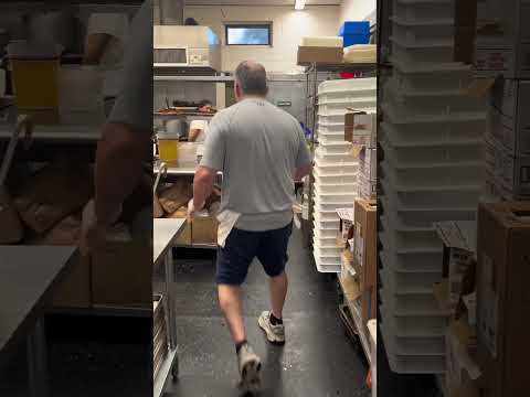 Kostenlose Sandwiches vom Feinkostladen pt1 #grill #food #cookingbbq #sandwich #grilllife #grilli...