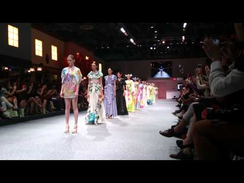 Fide Fashion Weeks: Asian Couture: Yoshiki Hishinuma (Jap) 131013