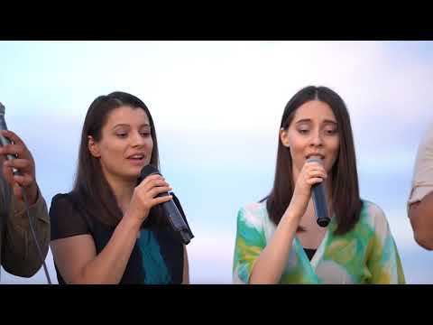 Advent Quartet - Ne aşteaptă un cămin strălucit (live)