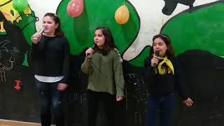Karaoke de Alba y amigas